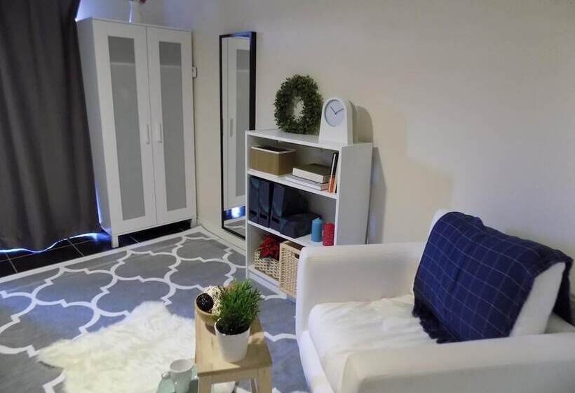 هتل Casa Homestay
