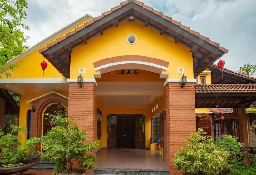 هتل Dinh Villa