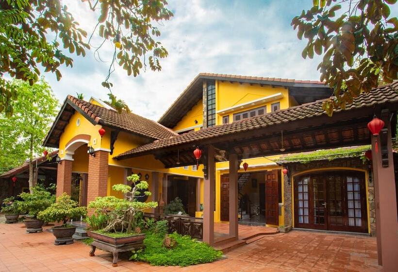 هتل Dinh Villa