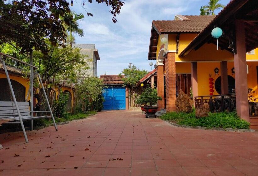 هتل Dinh Villa