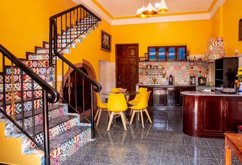 هتل Dinh Villa