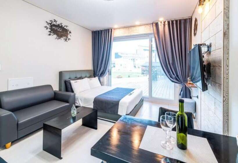 هتل Gangneung Hygge Nobile Pension