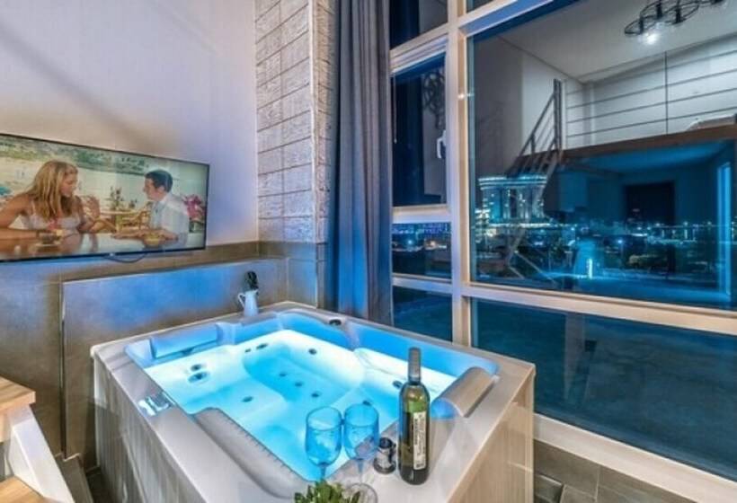 هتل Gangneung Hygge Nobile Pension