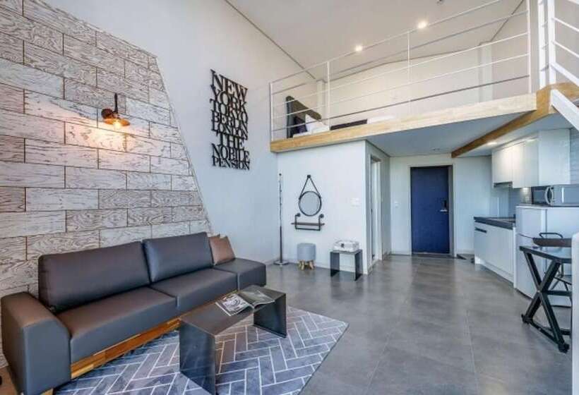 هتل Gangneung Hygge Nobile Pension