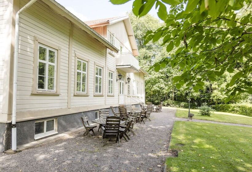 هتل Parkvillan Mösseberg