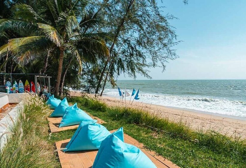 בית מלון כפרי Resto Sea Resort