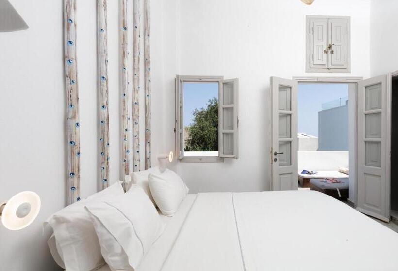 هتل The Museum Project Oia