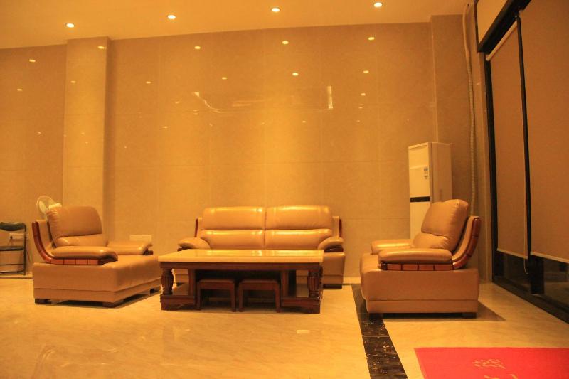 هتل 7days Inn Dongguan Guanhui City Rail Dalang Town Station Branch