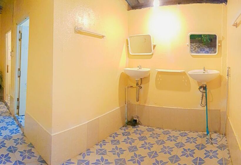 هتل Cambodia Guesthouse
