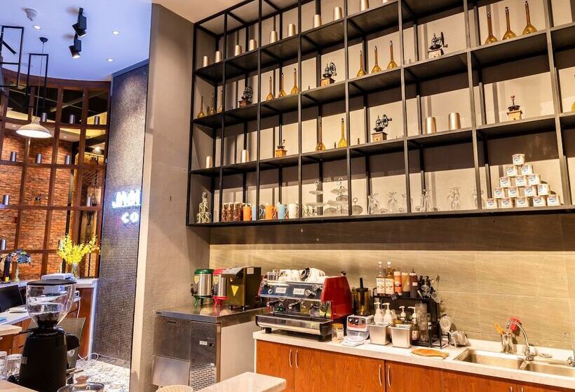 هتل James Joyce Coffetel Foshan Zhangcha