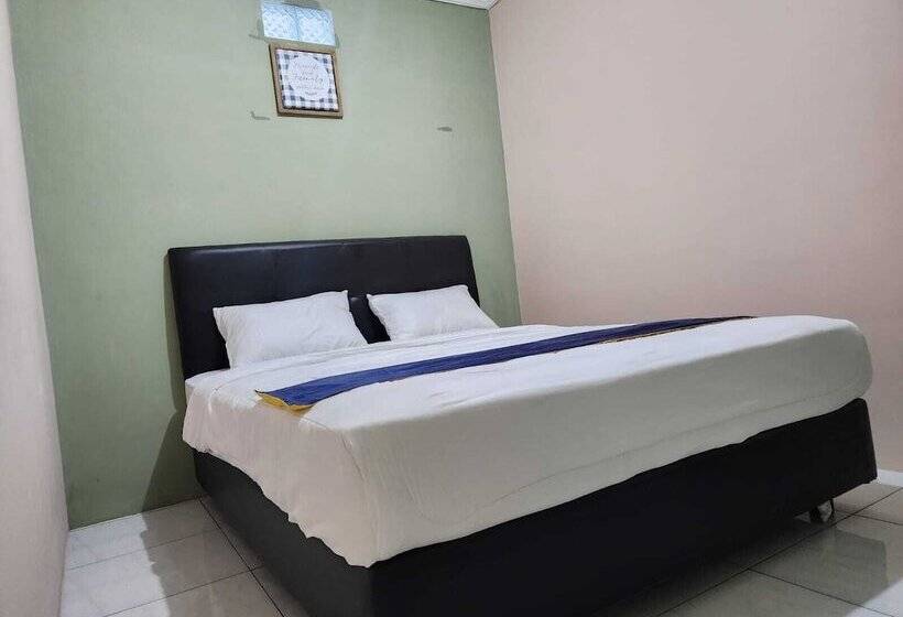 فندق Omah Pandhoek Family Syariah