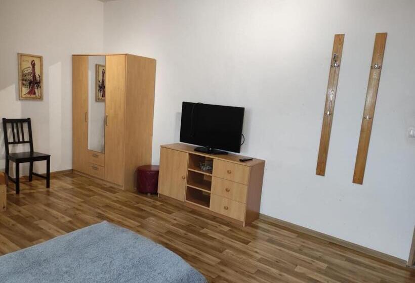 הוסטל Gościniec Biebrzański