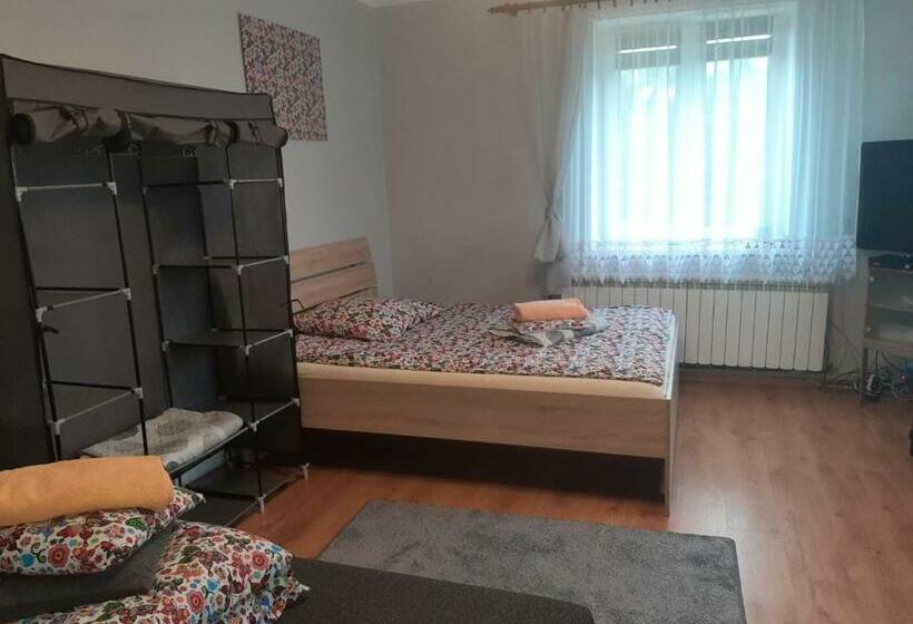 Bed and Breakfast Dom Pod Mareszką