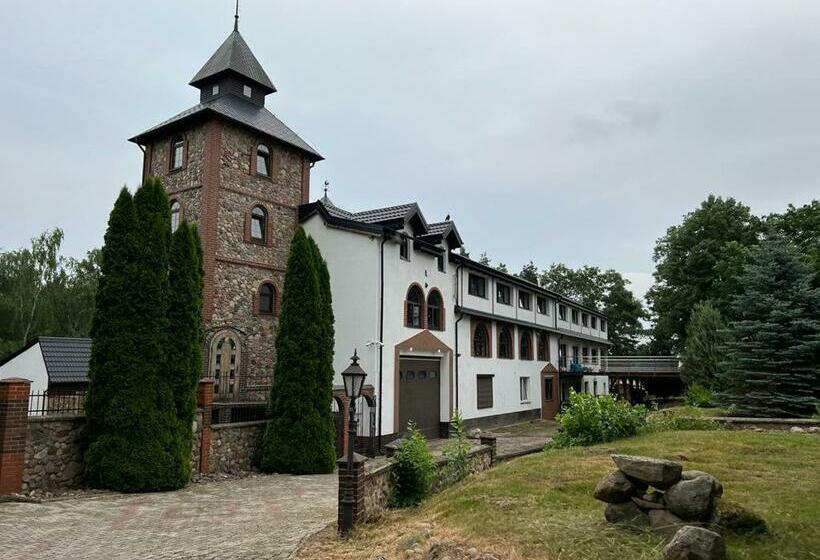 ホテル Agroturystyka Trzy Wieże