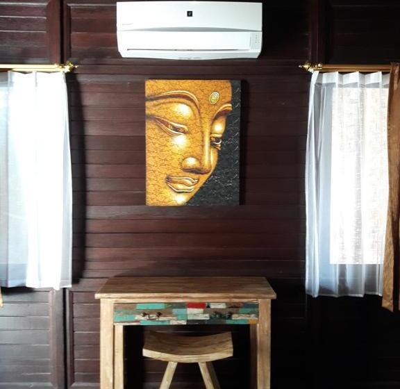 هتل Agung Lembongan Bungalow
