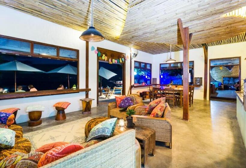هتل Agung Lembongan Bungalow