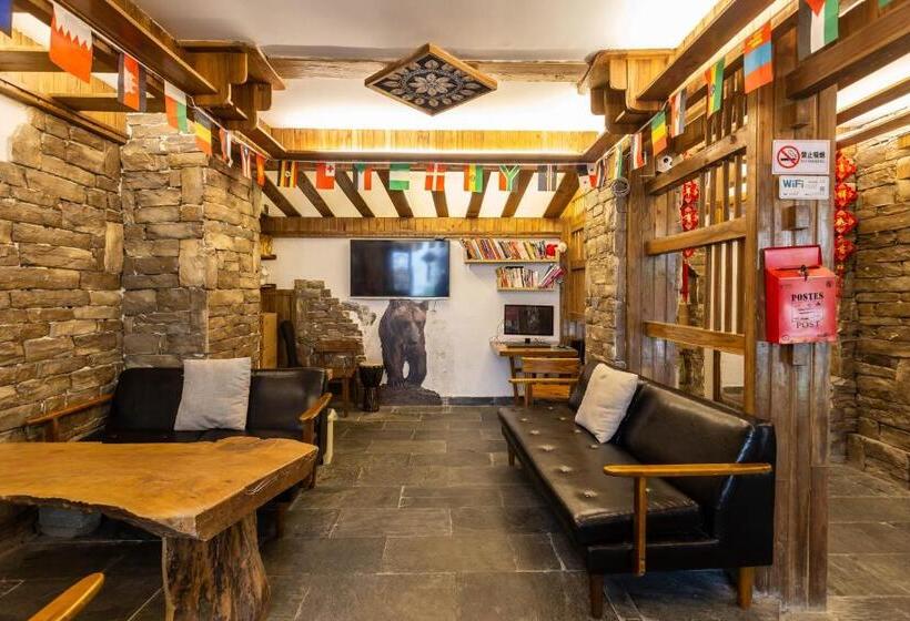 فندق Destination Youth Hostel