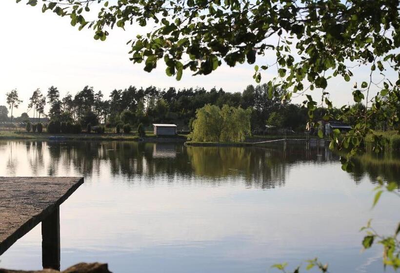 Отель Agrowczasy Nad Stawem