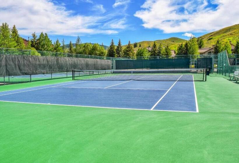 هتل Fairway Nine 4315