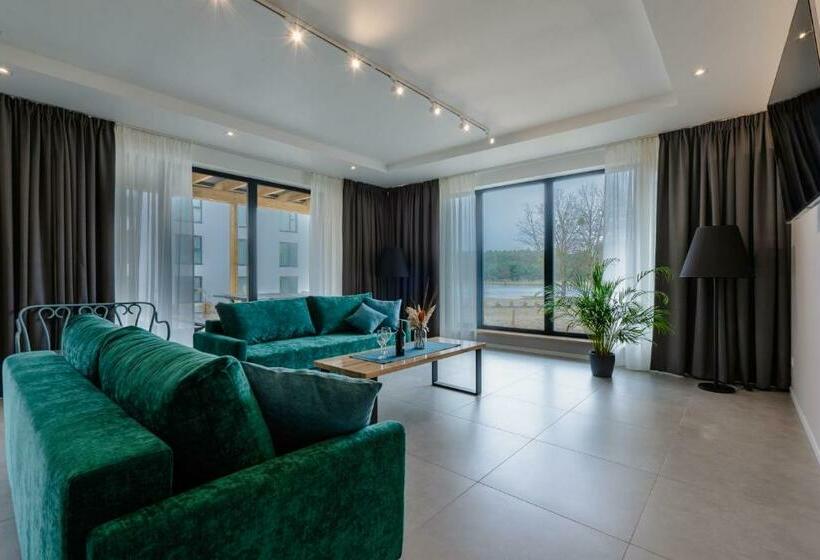 בית מלון כפרי Odpocznia Resort I Las