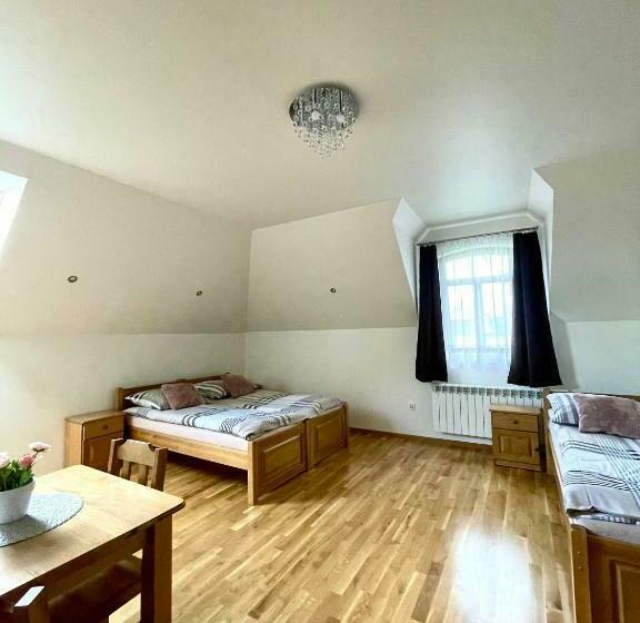 ホテル Stara Fara