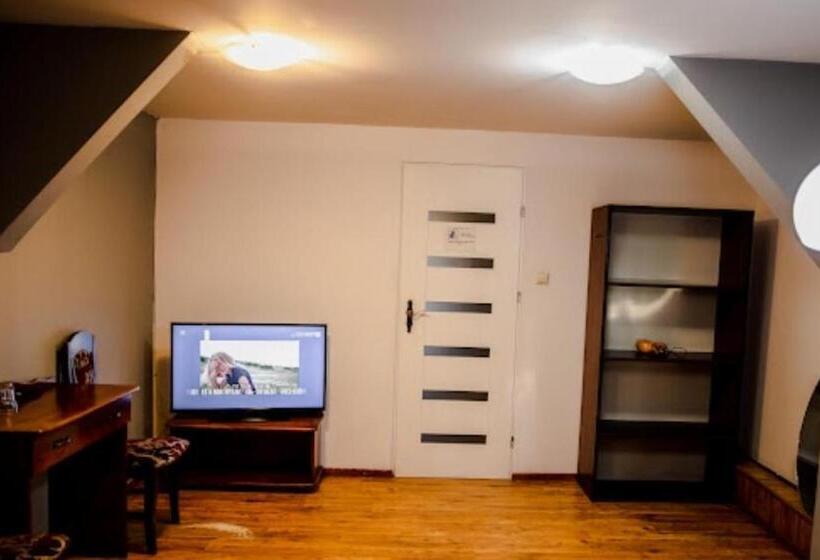 פנסיון Paris Rynek Centrum &parking