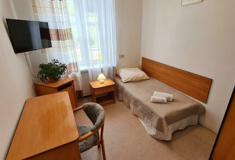 هاستل Cks Wrocław   Centrum Konferencyjno Szkoleniowe Cs Natura Tour