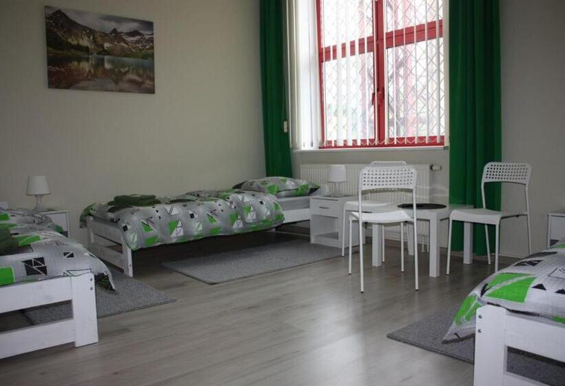 ユースホステル Pokoje Nad Nysą Olszyna