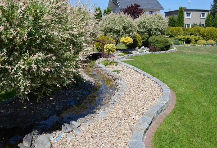 הוסטל Zajazd Tytan