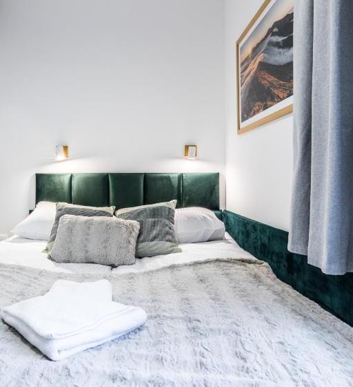 Aparthotel Lucylla