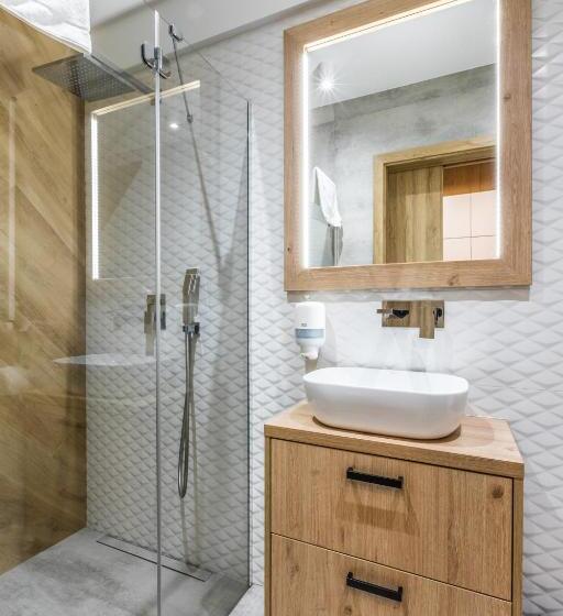 Aparthotel Lucylla