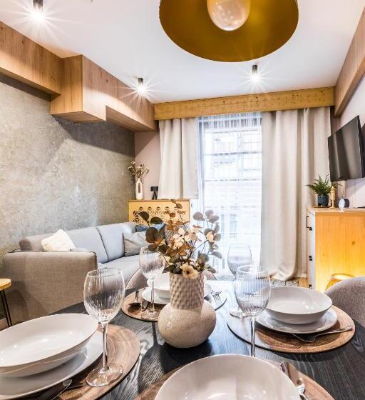 Aparthotel Lucylla