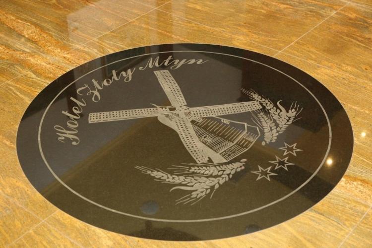 בית מלון כפרי Złoty Młyn Majków