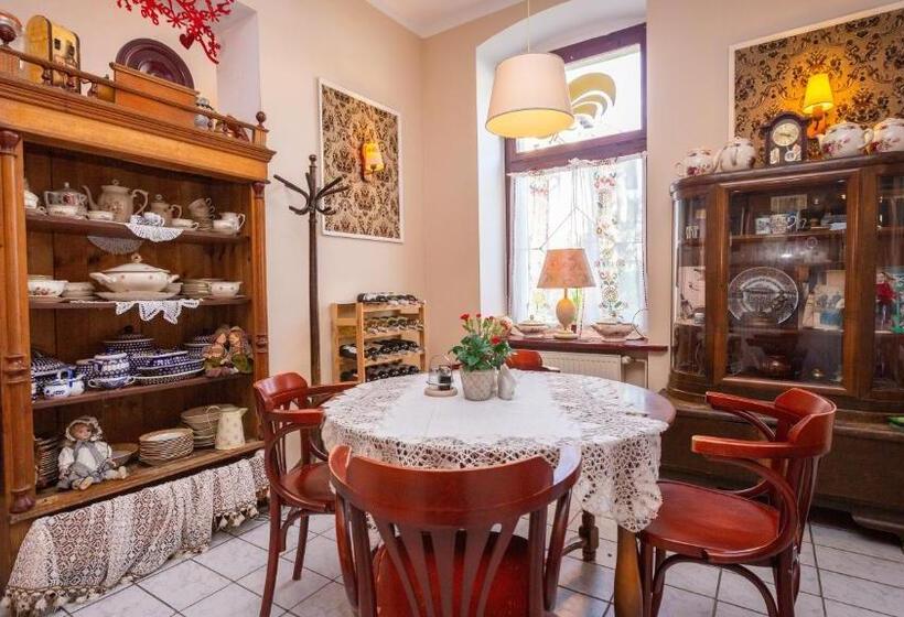 膳宿费 Alba Góra św Anny Restauracja I Pokoje