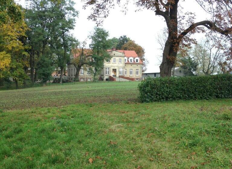 پانسیون Palac Osowo Gostynskie