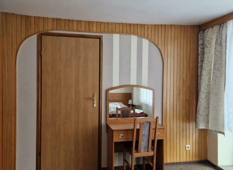 پانسیون Pokoje Gościnne Wilga