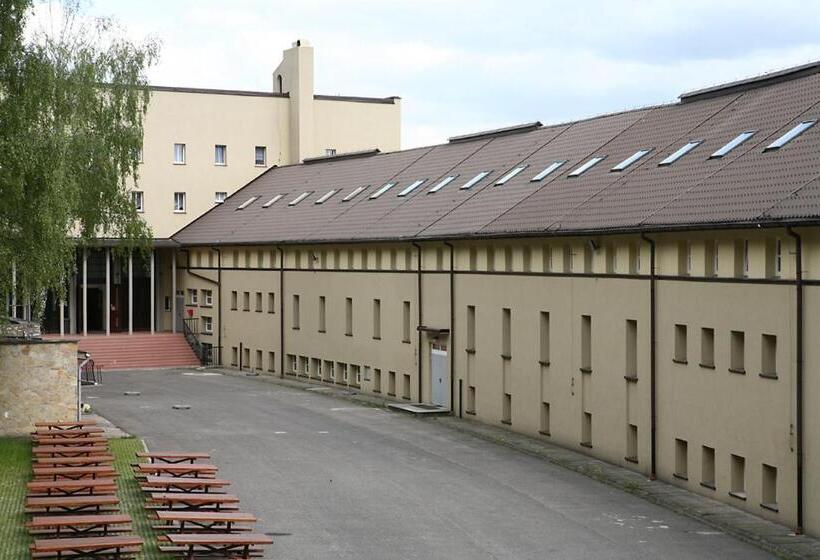 リゾートホテル Dom Pielgrzyma   Góra św Anny