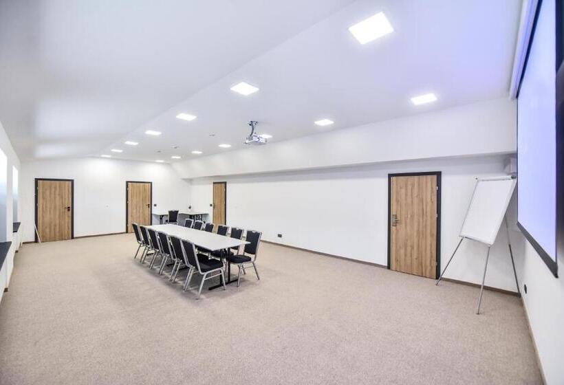 استراحتگاه Sport Rooms Spała