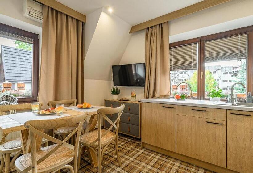 Visitzakopane   Willa Bajka Apartments