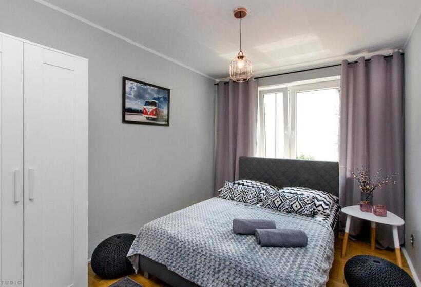 هاستل Clicktheflat Hoża Street Apart Rooms