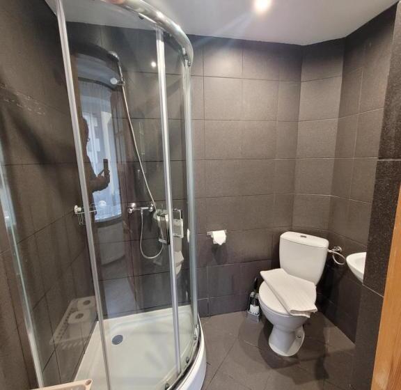 تختخواب و صبحانه 4 Pory Roku