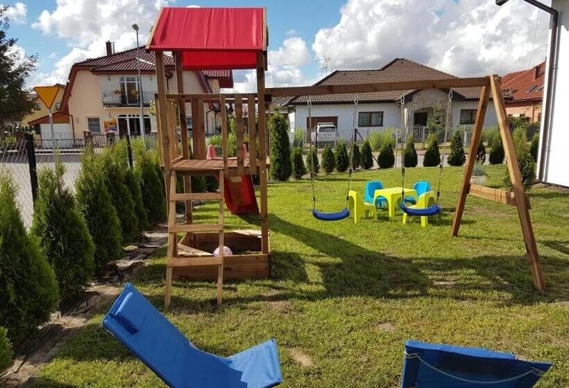 تختخواب و صبحانه Pensjonat Dziki Zakątek
