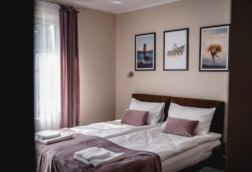 تختخواب و صبحانه Villa Paula
