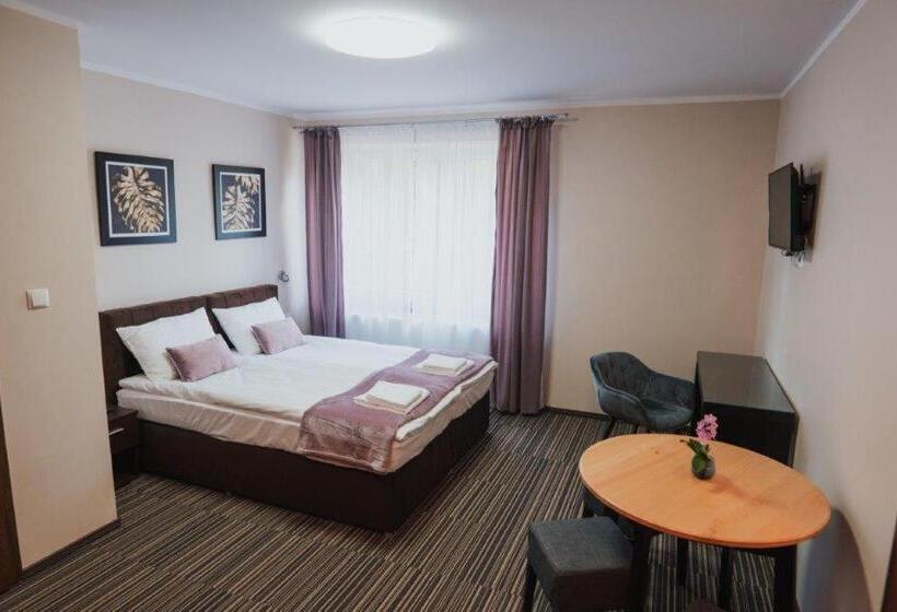 تختخواب و صبحانه Villa Paula