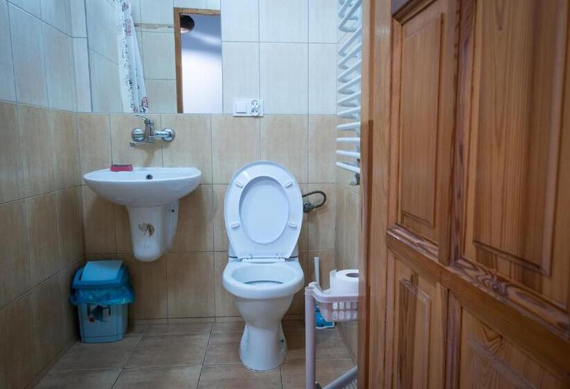 Bed and Breakfast Zajazd Izabela