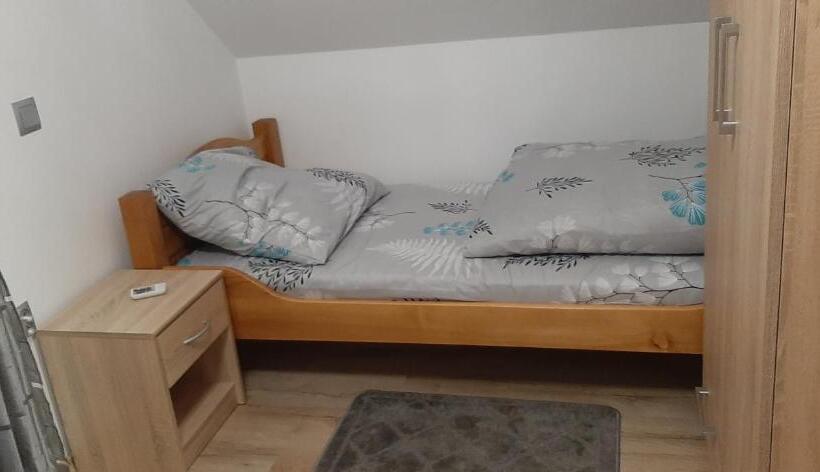 酒店 Agroturystyka Na Górce U Barbary   Domek Letniskowy