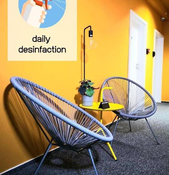 هتل کپسول Kapsuå‚y Bello Aparthostel