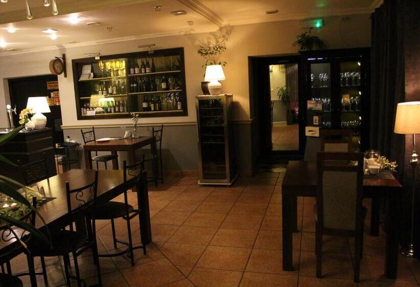 ホテル Piano Cafe B&b