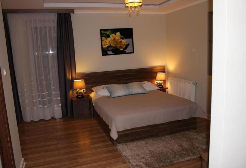 ホテル Piano Cafe B&b