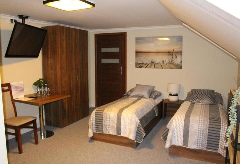 ホテル Piano Cafe B&b